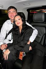 Calum Hood Girlfriend: Is He Still Dating Nia Lovelis