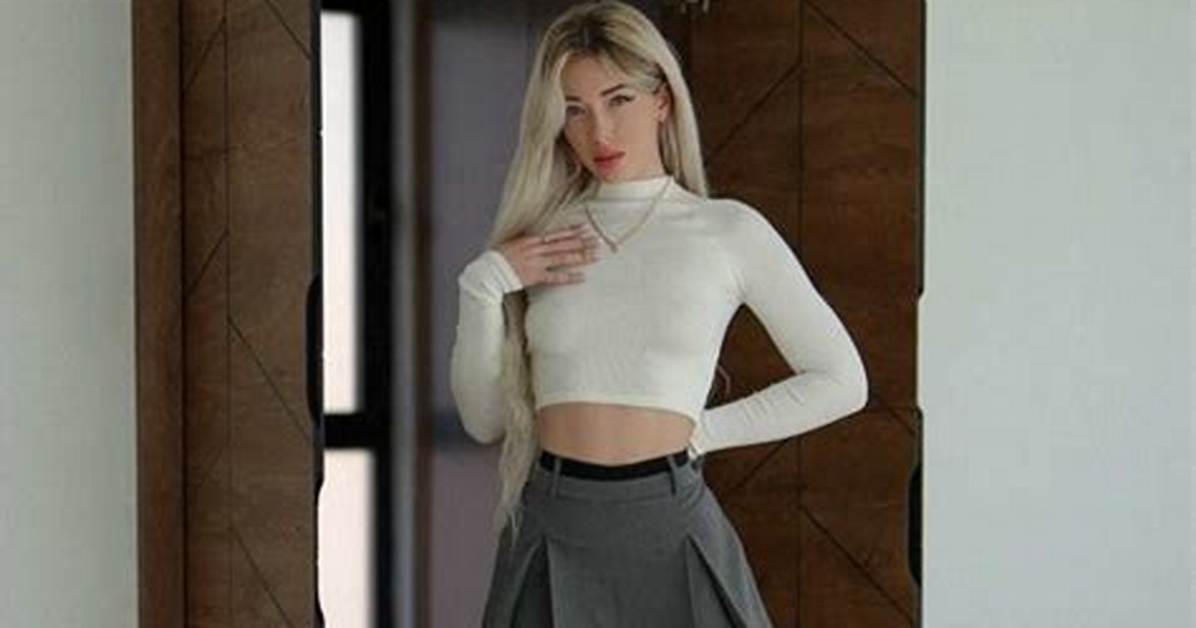Christine Bright- Wiki, Bio, Age, Height, Boyfriend, Net Worth