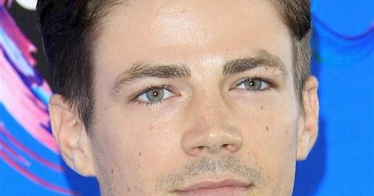 Grant Gustin (Actor) Wiki, Bio, Height, Weight, Wife, Baby, Net Worth, Career, Early Life, Facts