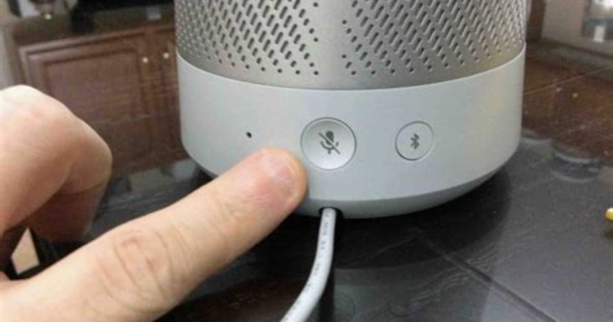 How Do You Reset an Ar Speaker?