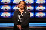 Jeopardy: Who Is Amy Schneider Girlfriend Kelly Anneken? Images Before and After Surgery on Twitter