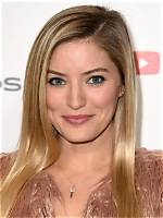 Justine Ezarik Bio, Age, Career, Husband, Height, Net Worth, Twitter.