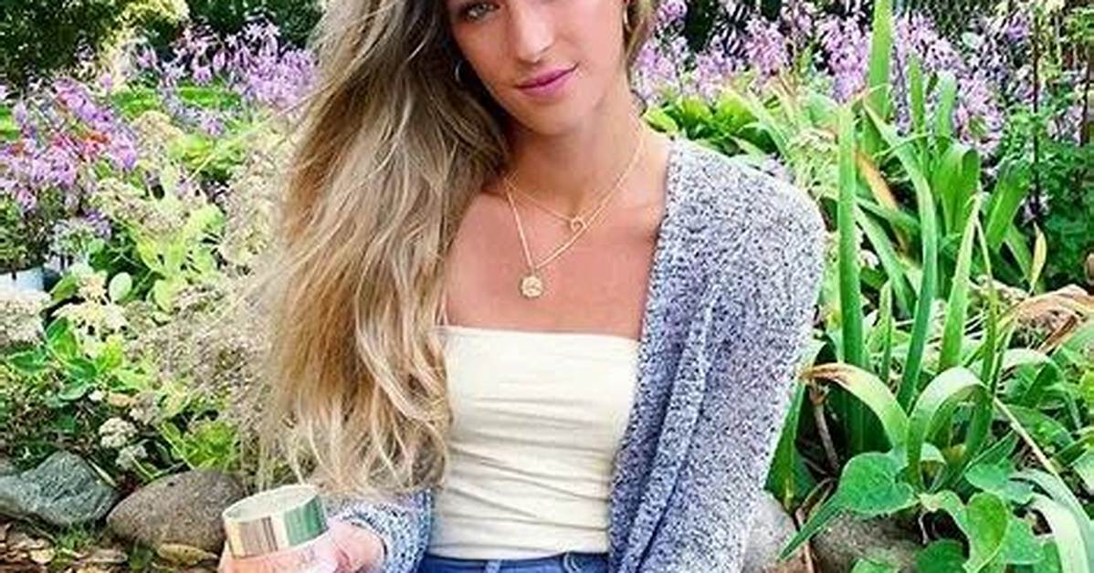 Katie Betzing (Youtuber) Wiki, Bio, Age, Height, Weight, Measurements, Boyfriend, Net Worth, Facts