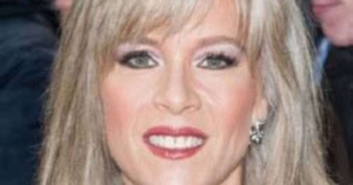 Samantha Fox Height: How Tall Is Samantha Fox?