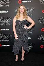 Sasha Pieterse, Age, Wiki, Biography, Height, Weight, Net Worth, Ethnicity, Religion, Affair, Dating, Married, Alison of Pretty Little Liars