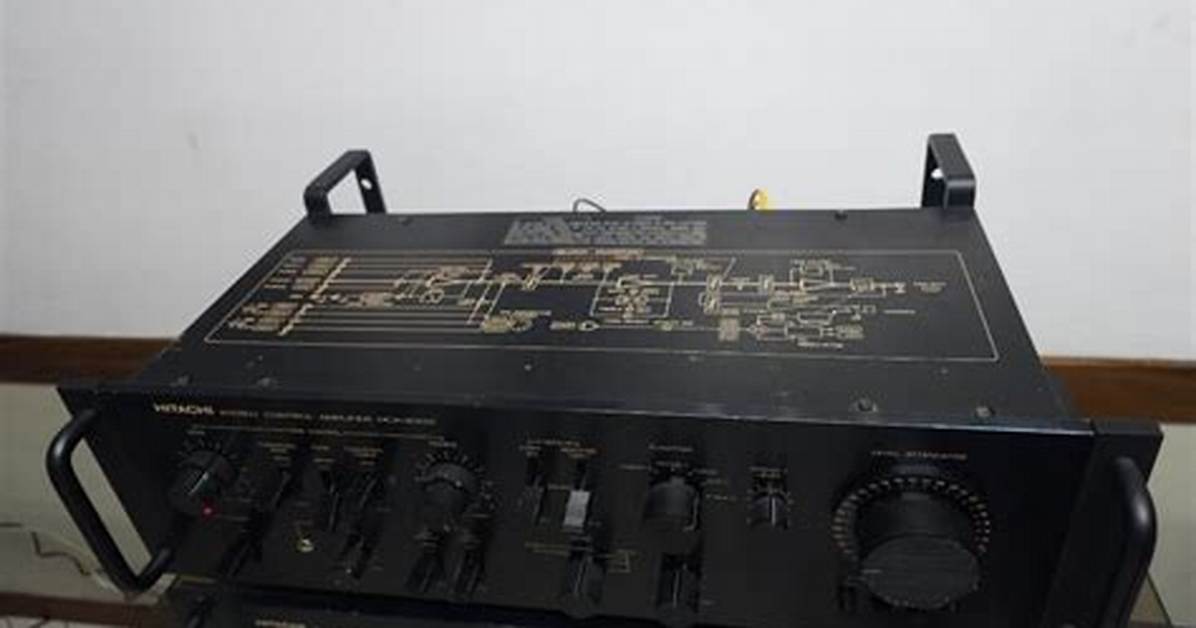 What Kind of Amplifier Is the Hitachi Ha-6800?