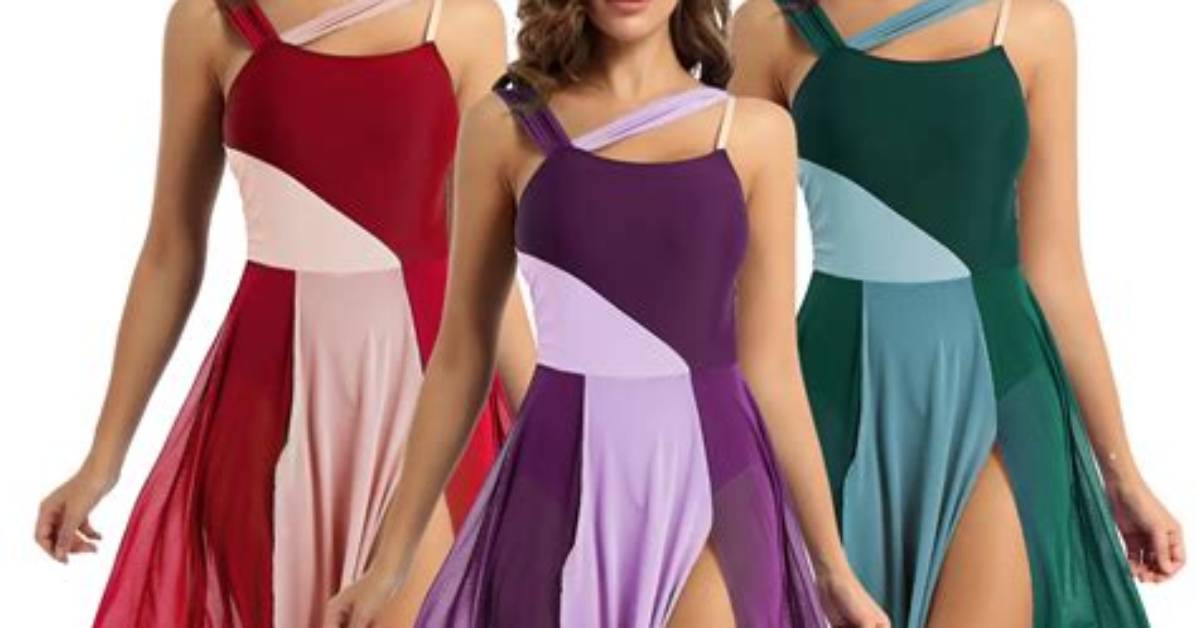 What Kind of Dance Dress Do Women Wear?