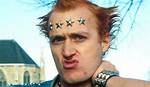 What Kind of Necklace Does Vyvyan Basterd Wear?