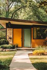 What Makes a Midcentury Home a Mid Century Home?