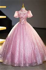 What Would a Princess Wear?
