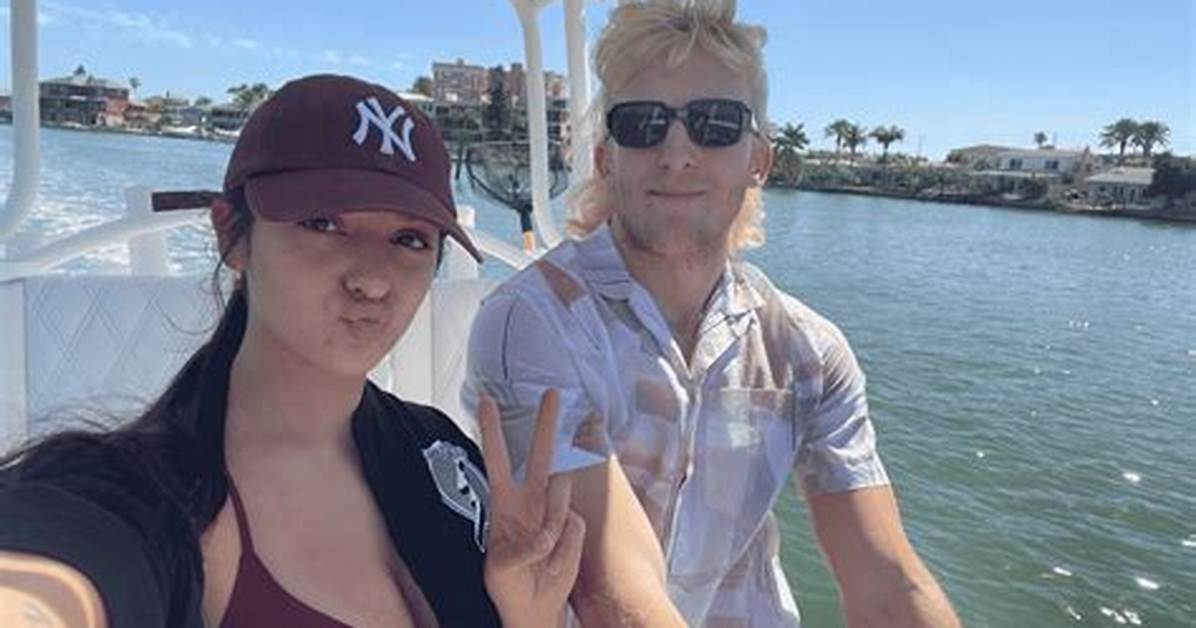 Who Is Tfue Assistant Katie Dillenbeck? Details About Their Relationship