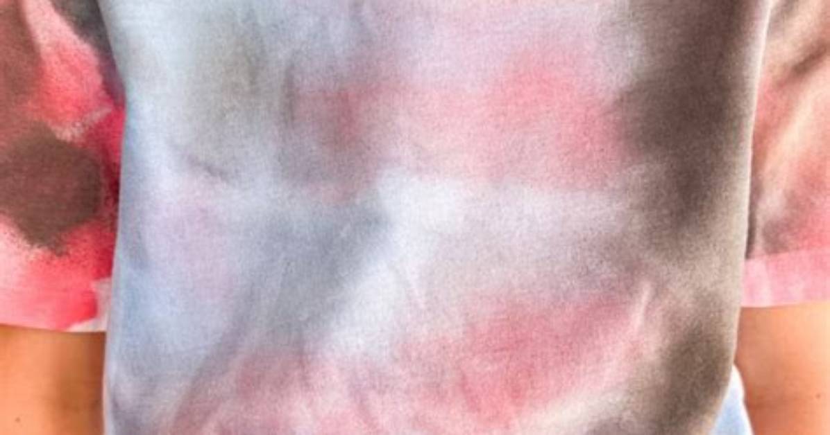 Will Spray Paint Stay on Shirts?